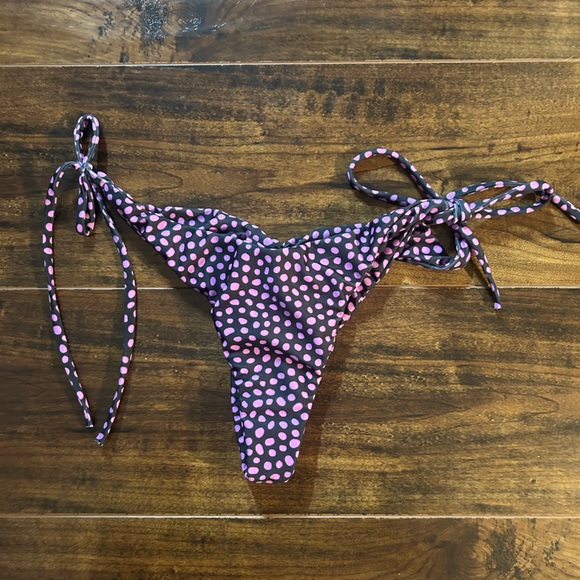 moana bikini side tie bottoms - Picture 2 of 3